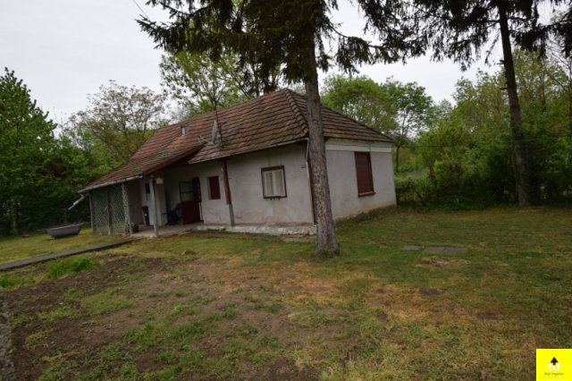 Eladó családi ház, Pósfán 8.5 M Ft, 2 szobás