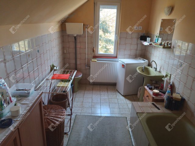 Eladó családi ház, Muronyon 25.9 M Ft, 5 szobás