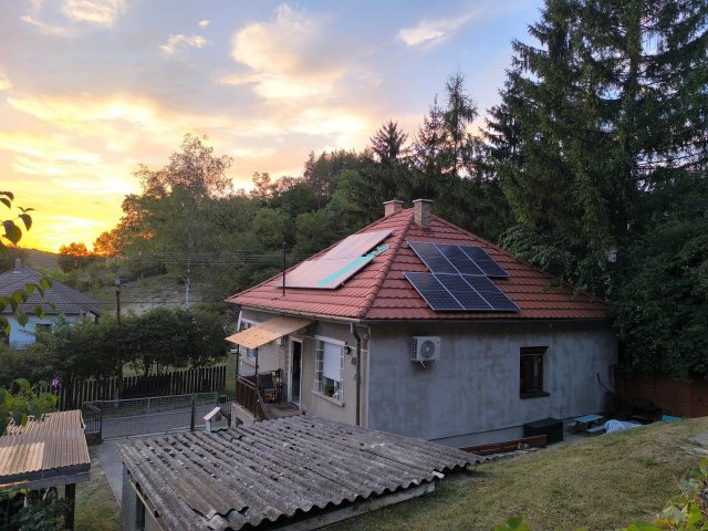 Eladó családi ház, Ózdon 25 M Ft, 3 szobás