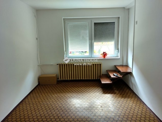 Eladó családi ház, Piliscséven 94.9 M Ft, 5 szobás