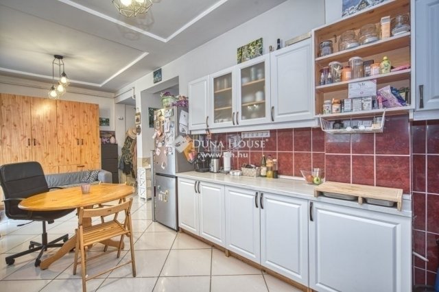 Eladó családi ház, Budapesten, XVIII. kerületben 79.9 M Ft