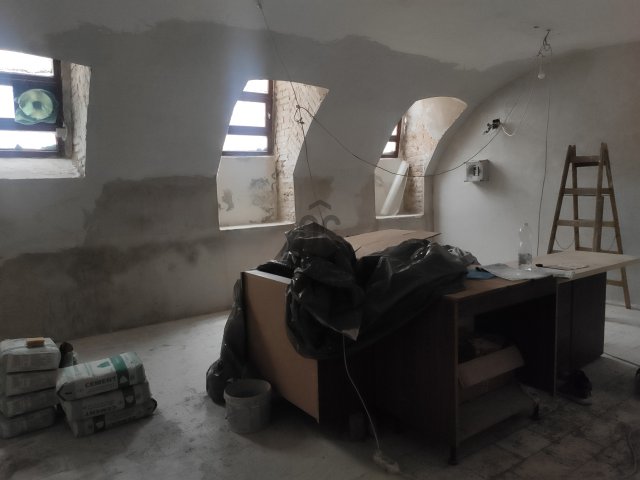 Eladó ipari ingatlan, Budapesten, VI. kerületben 52.9 M Ft