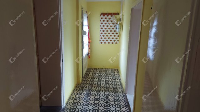 Eladó családi ház, Csorváson 18.4 M Ft, 3 szobás