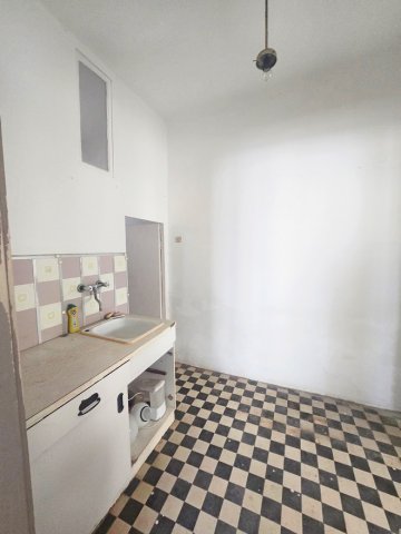 Eladó családi ház, Debrecenben 23.9 M Ft, 1 szobás