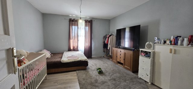 Eladó családi ház, Sárosdon 26.5 M Ft, 3 szobás