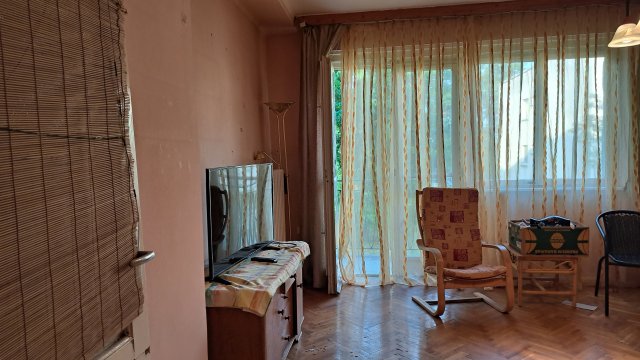 Eladó téglalakás, Várpalotán 23 M Ft, 2 szobás