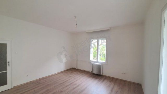 Kiadó téglalakás, albérlet, Budapesten, V. kerületben, 2 szobás