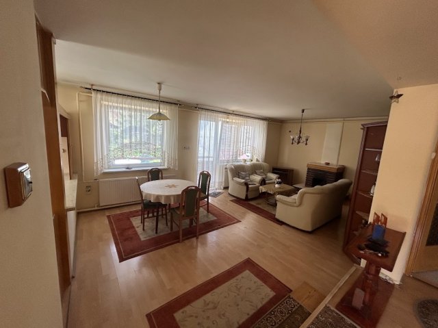 Eladó családi ház, Mosonmagyaróváron 67.99 M Ft, 2 szobás