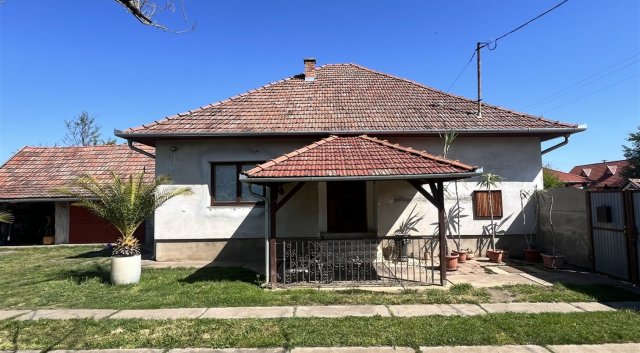 Eladó családi ház, Újkígyóson 21.99 M Ft, 3 szobás