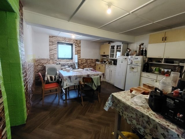 Eladó családi ház, Hódmezővásárhelyen 29.5 M Ft, 3+2 szobás