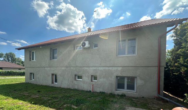 Eladó családi ház, Kesztölcön, Csévi utcában 129.9 M Ft