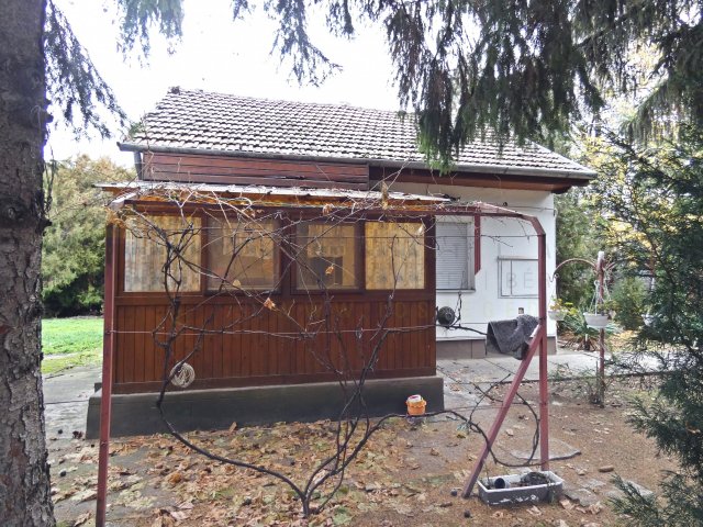 Eladó családi ház, Szatymazon 24.9 M Ft, 1 szobás