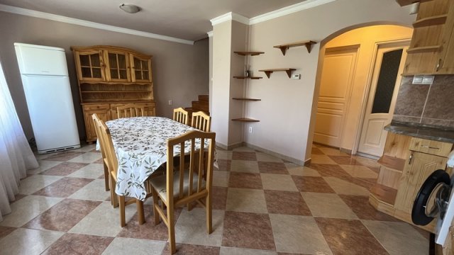 Kiadó családi ház, albérlet, Debrecenben 380 E Ft / hó