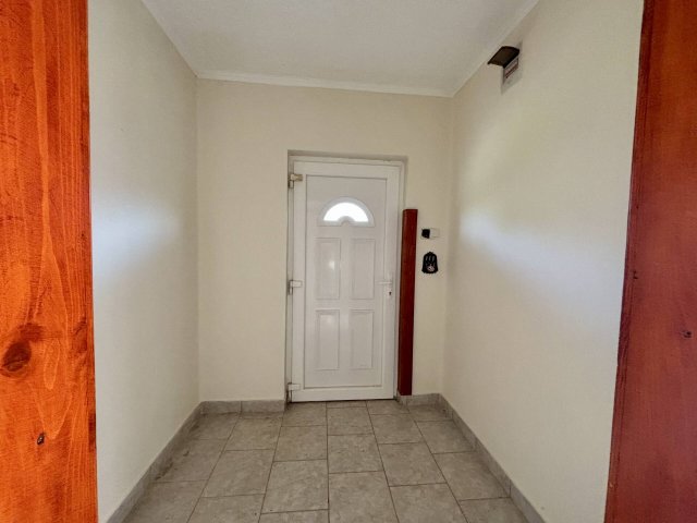 Eladó családi ház, Alsóvadászon 19.5 M Ft, 2+1 szobás