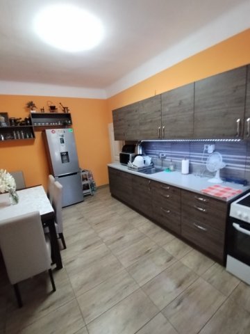 Eladó családi ház, Szigetszentmiklóson 64.9 M Ft, 3 szobás