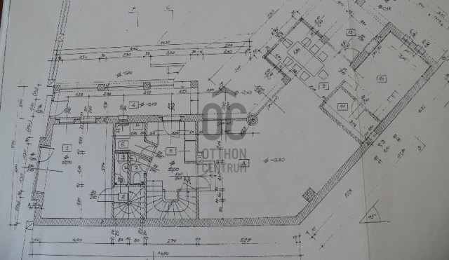 Eladó családi ház, Szentendrén 185 M Ft, 4 szobás