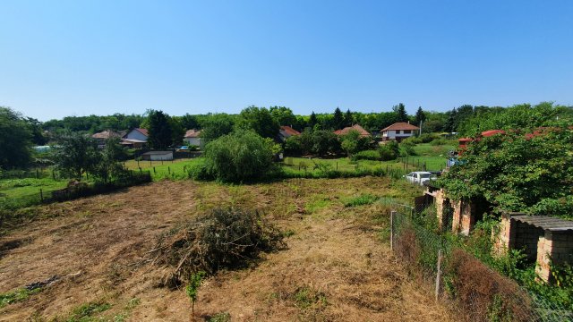 Eladó családi ház, Bényén 25 M Ft, 3 szobás