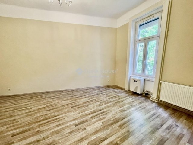 Eladó téglalakás, Budapesten, XII. kerületben 88 M Ft, 2 szobás