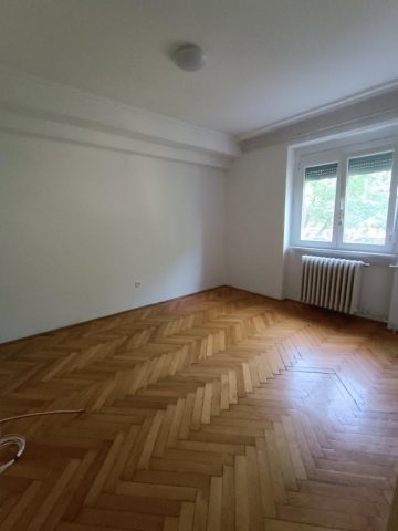Kiadó téglalakás, albérlet, Tatabányán 150 E Ft / hó