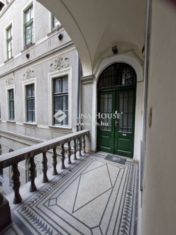 Eladó téglalakás, Budapesten, IX. kerületben 121.2 M Ft