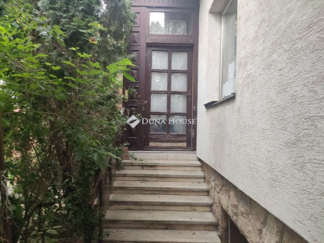 Eladó családi ház, Lajosmizsén 98 M Ft, 5 szobás