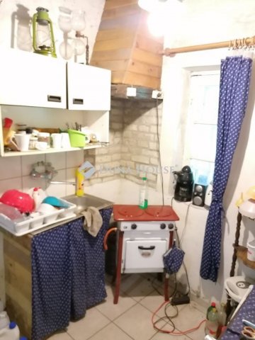 Eladó családi ház, Bicskén 24.98 M Ft, 2 szobás