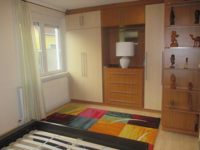 Kiadó téglalakás, albérlet, Budapesten, XV. kerületben