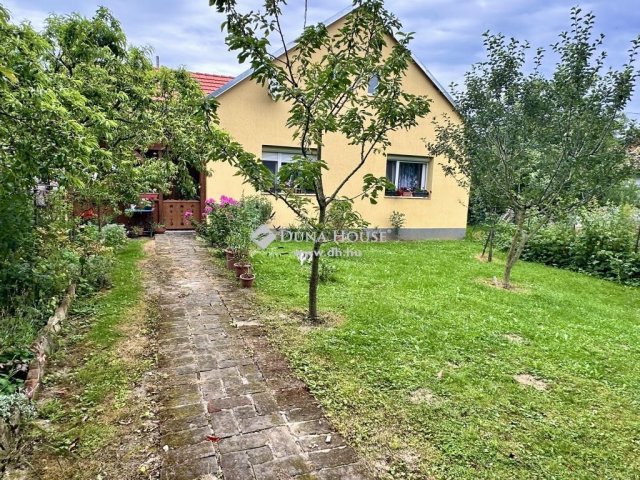 Eladó családi ház, Őriszentpéteren 86 M Ft, 3 szobás