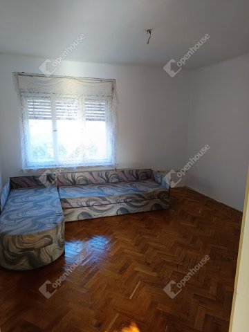 Eladó családi ház, Ácson 29.6 M Ft, 3 szobás
