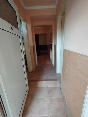 Eladó téglalakás, Kalocsán 16 M Ft, 2 szobás