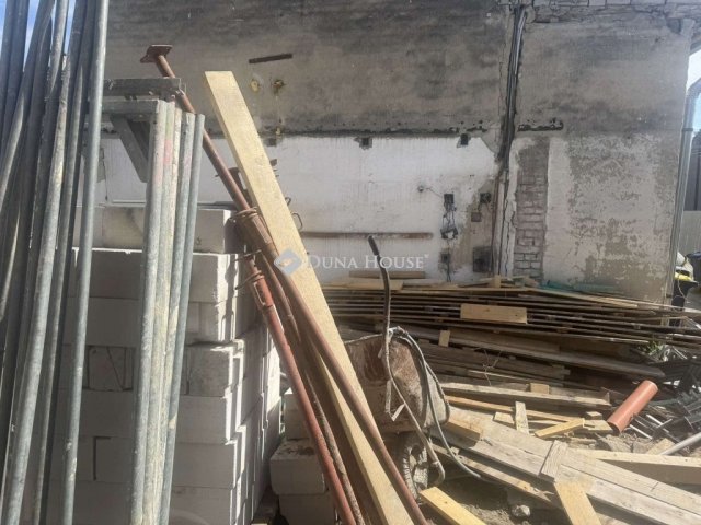 Eladó családi ház, Budapesten, XX. kerületben 41.9 M Ft