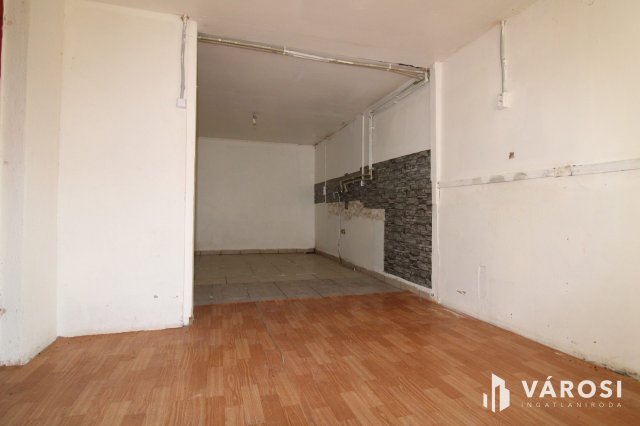 Eladó családi ház, Sarkadon 20 M Ft, 4 szobás