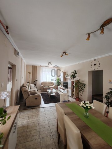 Eladó családi ház, Debrecenben 119.5 M Ft, 5 szobás