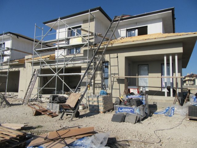Eladó családi ház, Diósdon 219.9 M Ft, 6 szobás
