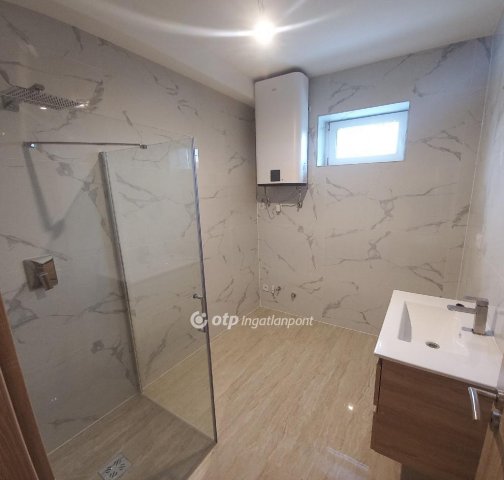 Eladó ikerház, Gödön 110 M Ft, 4 szobás / költözzbe.hu