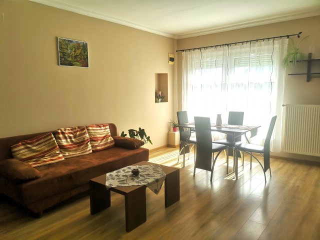 Eladó családi ház, Petrikeresztúron 68 M Ft, 4 szobás