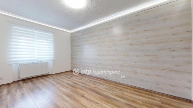 Eladó téglalakás, Mályin 36.99 M Ft, 2 szobás