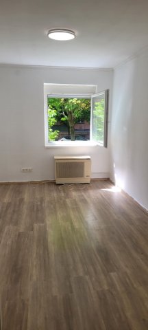 Eladó téglalakás, Pécsett, Jókai utcában 41.5 M Ft, 2 szobás