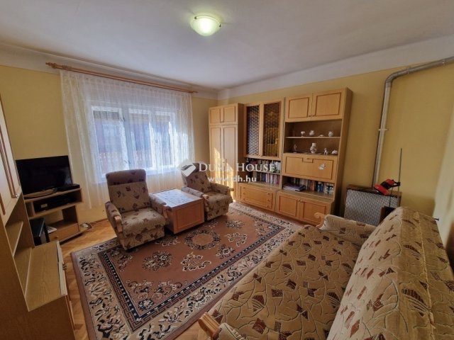 Eladó családi ház, Baján 36.5 M Ft, 3 szobás