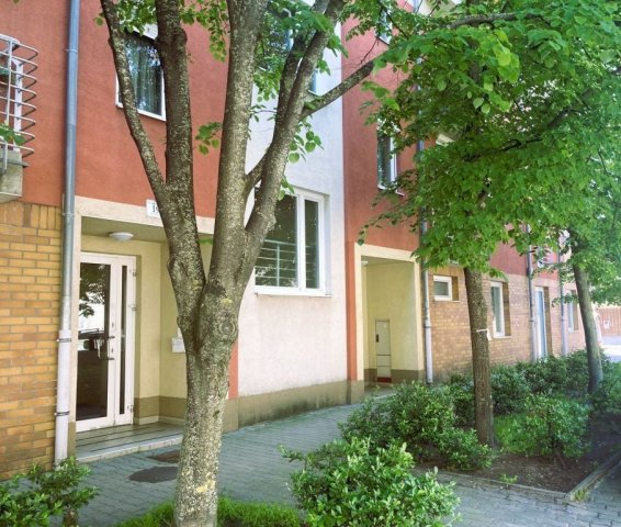 Eladó ipari ingatlan, Budapesten, IV. kerületben 2.4 M Ft