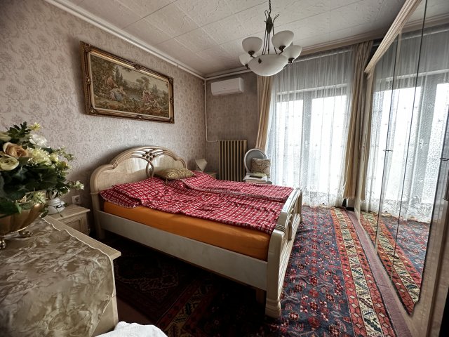 Kiadó téglalakás, albérlet, Keszthelyen 100 E Ft / hó, 3 szobás