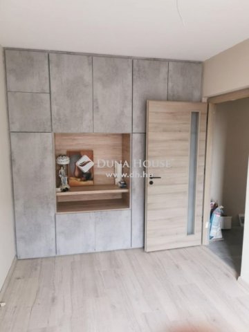 Eladó panellakás, Kecskeméten 46 M Ft, 2 szobás