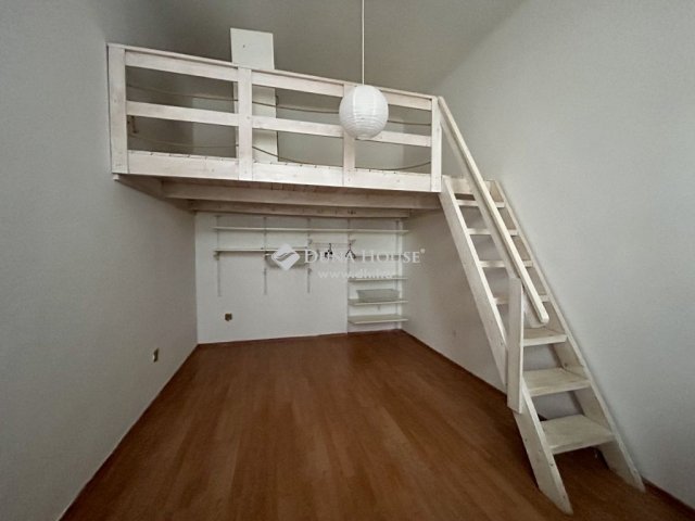 Eladó téglalakás, Budapesten, VIII. kerületben 65.9 M Ft
