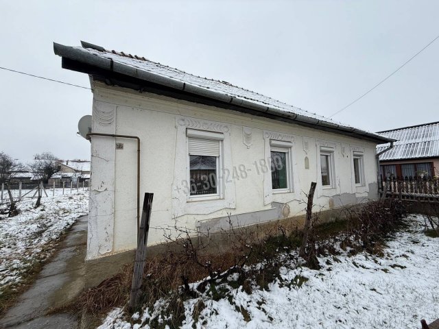 Eladó családi ház, Nyírbogdányon 12.1 M Ft, 2 szobás