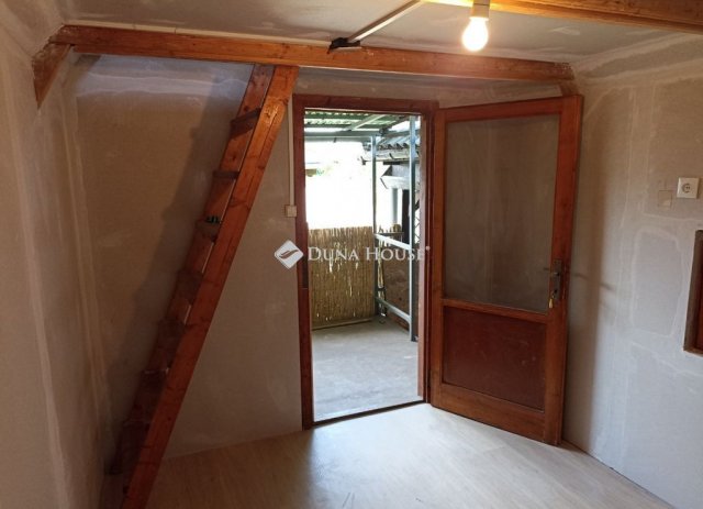 Eladó nyaraló, Tóalmáson 9.9 M Ft / költözzbe.hu