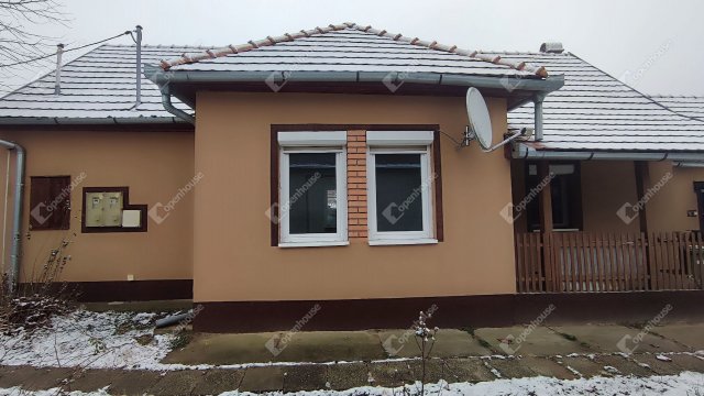 Eladó családi ház, Homokszentgyörgyön 19.5 M Ft, 3 szobás