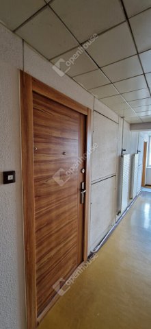 Eladó panellakás, Győrött 35.2 M Ft, 1 szobás
