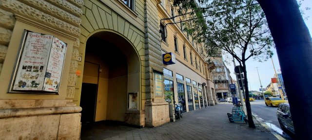 Eladó üzlethelyiség, Budapesten, VII. kerületben 21 M Ft