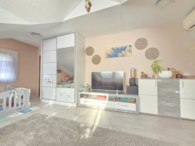 Eladó téglalakás, Zalaegerszegen 46 M Ft, 3 szobás