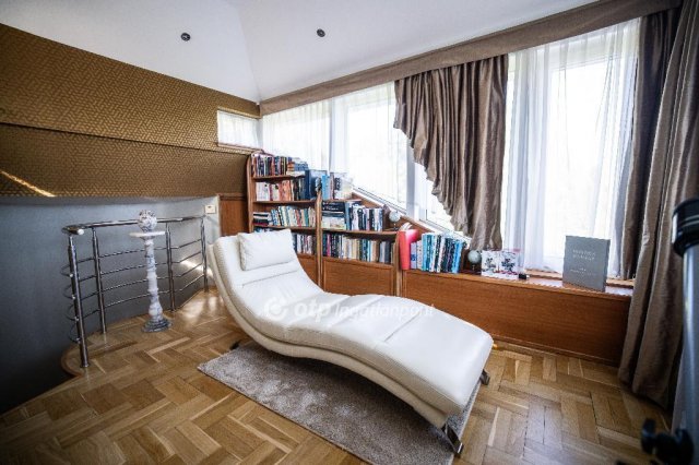 Eladó családi ház, Budapesten, II. kerületben 450 M Ft, 6 szobás